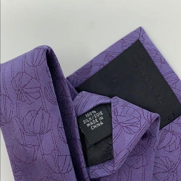 4/$25 New CK Men's Floral Purple Silk Necktie - Picture 3 of 4